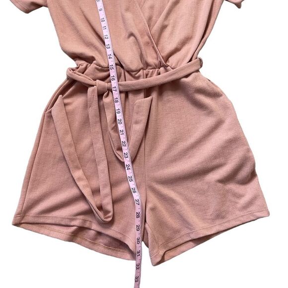 Gilli Surplice Faux Wrap Style Short Sleeve Romper in Salmon Size Small - Picture 13 of 15